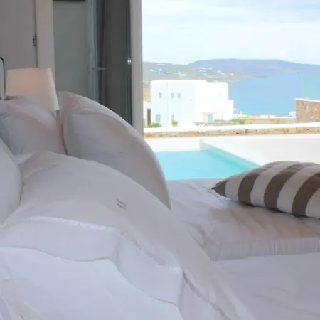 Mykonian Luxury Ortus With Private Pool קלפטיס